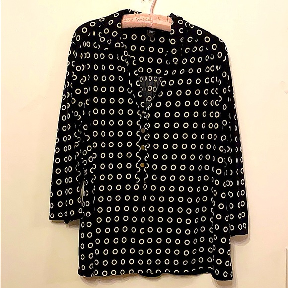 Alfani | Woman’s Blouse | Black & White Patterned, Size 1X - Picture 2 of 5